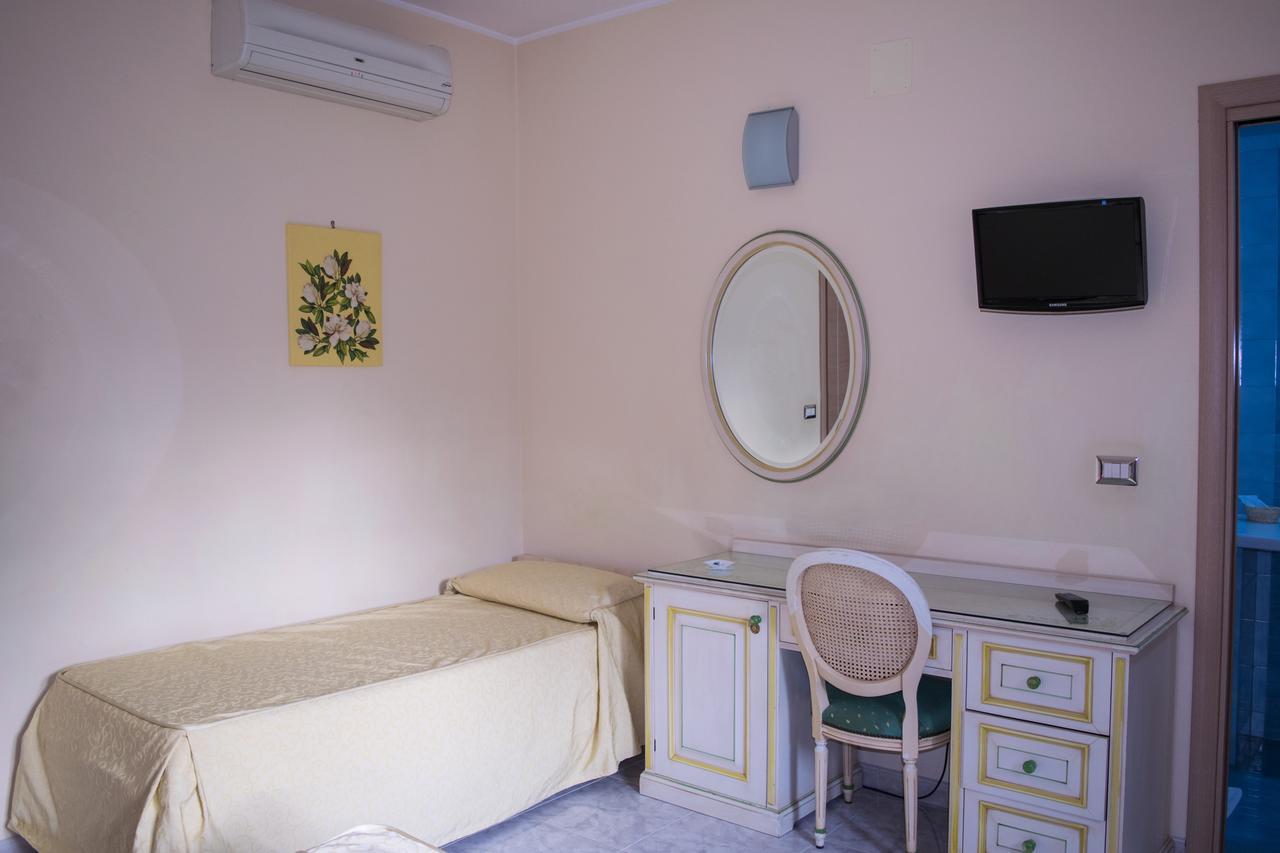 Hotel Ginevra Poggiomarino Extérieur photo